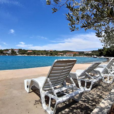 Trim Rooms And Apartments Lovište 外观 照片