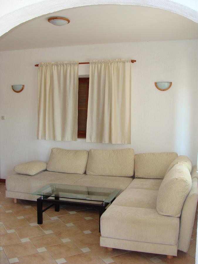 Trim Rooms And Apartments Lovište 外观 照片